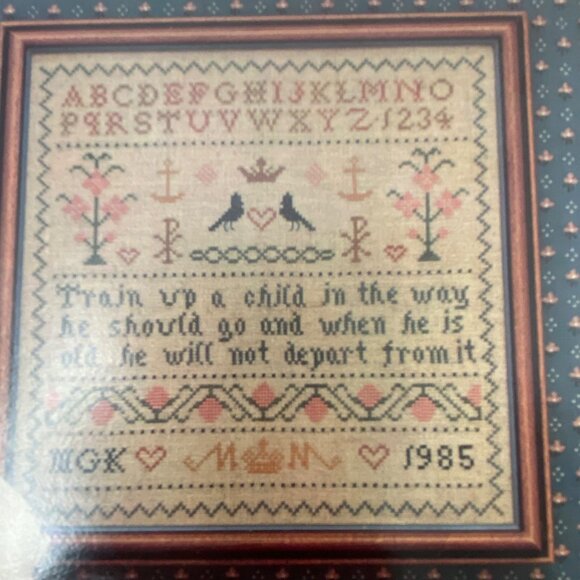 School Girl Sampler by Margaret Jeffries McKee 1985 cross stitch chart - Picture 2 of 3